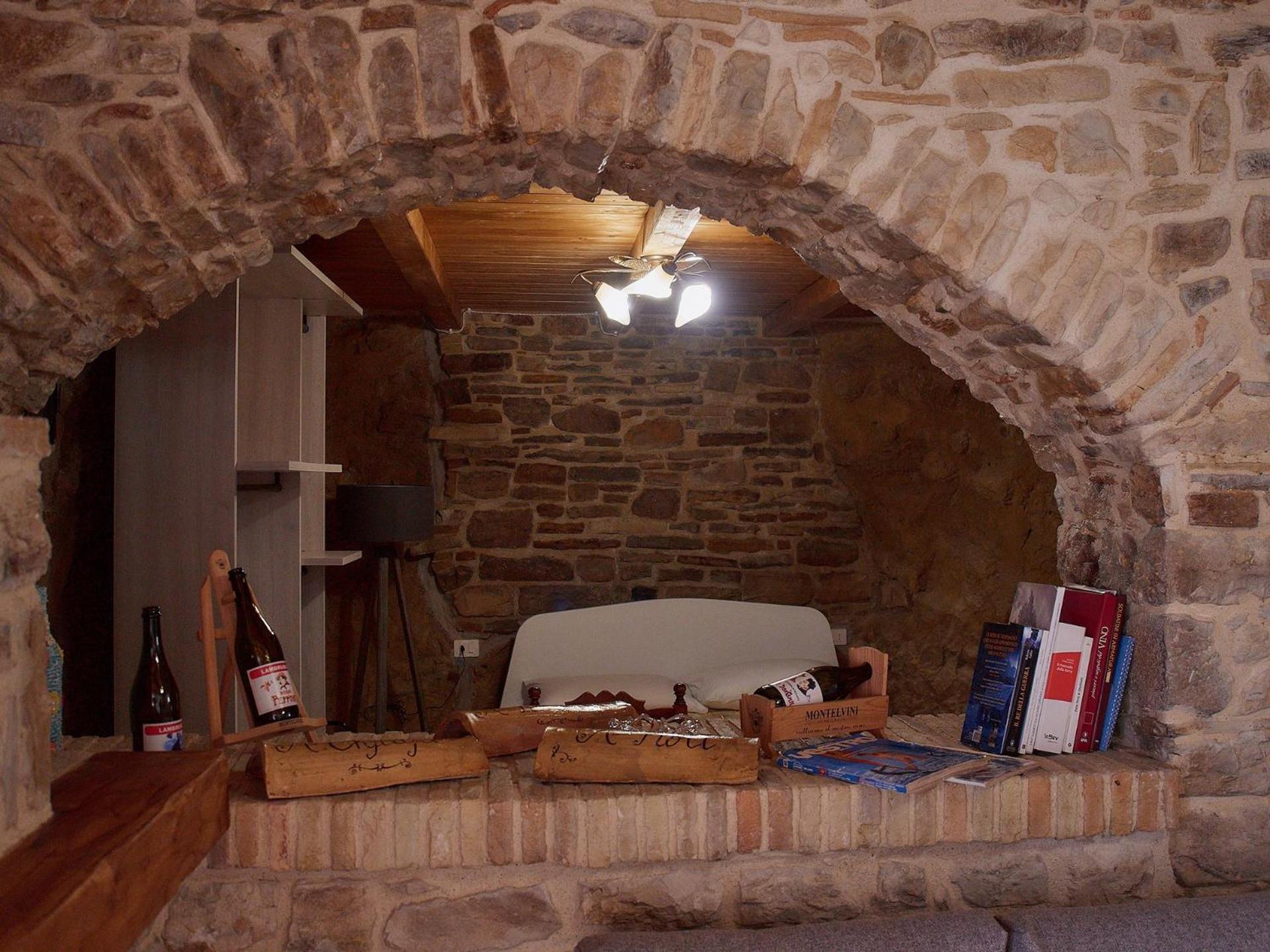 Bed and Breakfast Il Cortiletto Del Borgo Pietra Montecorvino Екстер'єр фото